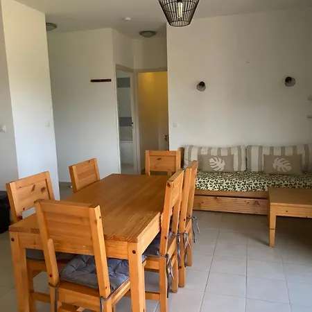 T3 Bord De Aqualinda E55 アパート