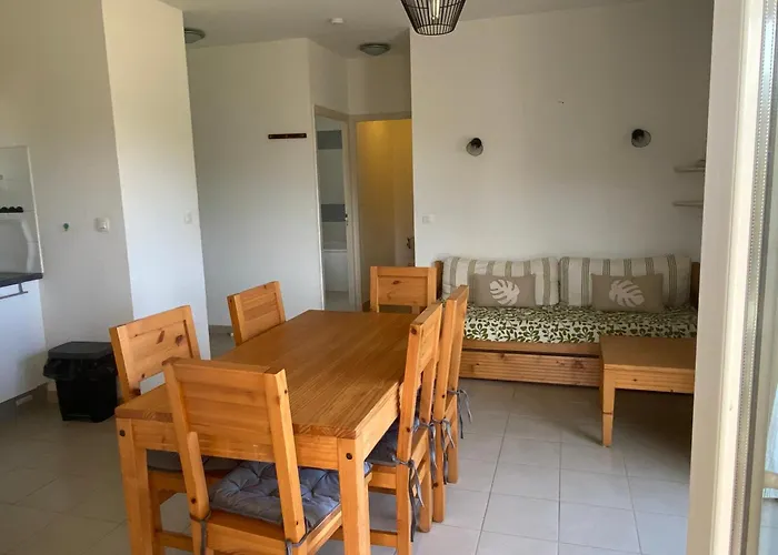 T3 Bord De Aqualinda E55 公寓